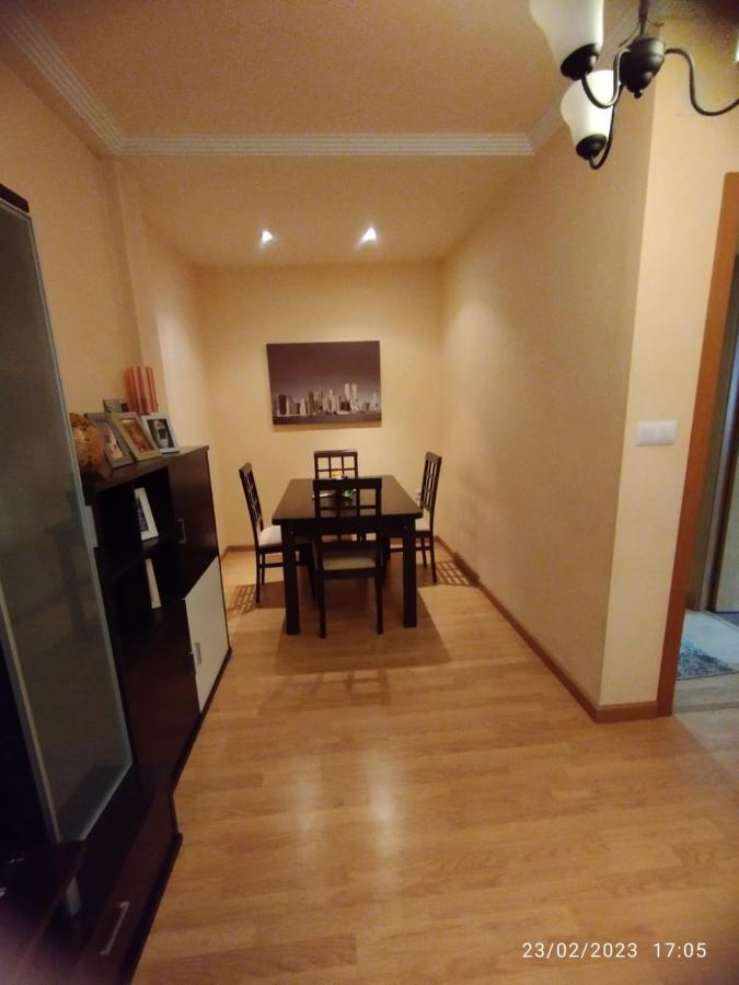 Piso Js Lejlighed Ourense Eksteriør billede